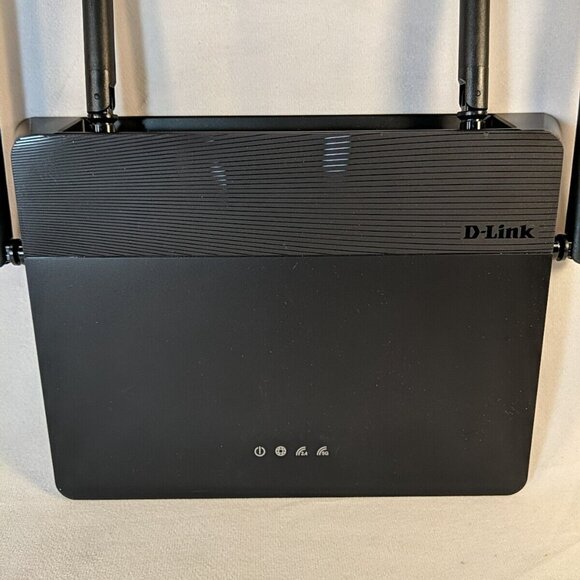 D-Link DIR-878 Router Black LAN WiFi Dual Band - Picture 2 of 6